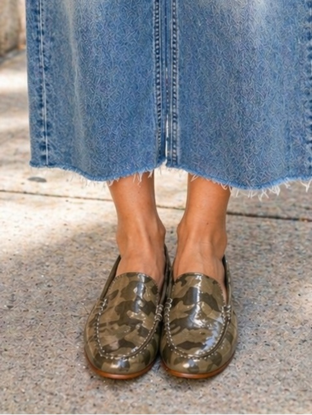Hush Puppies Size 7.5 Olive Metallic Camo Loafers Luxe Comfy Casual Slip-On